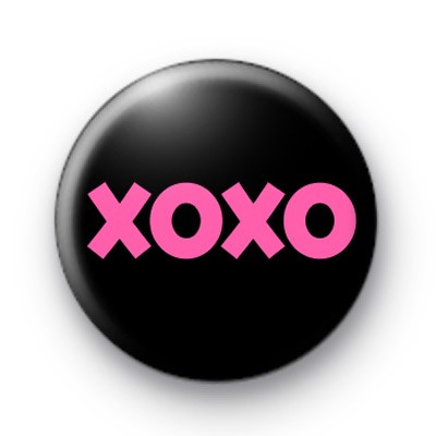 Modern Kisses XoXo Badges
